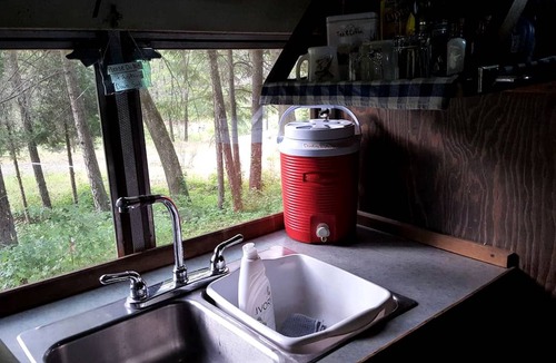 Klamath River RV Rental | Recreational vehicle (RV) ∙ 1 bedroom ∙ 2 guests