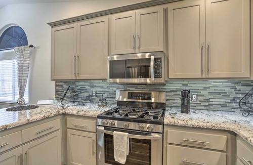 Redding House | Redding Home w/Patio Near Fishing!