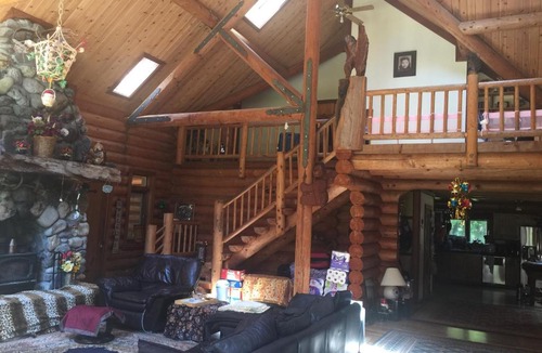 Crescent City House | Redwood forest