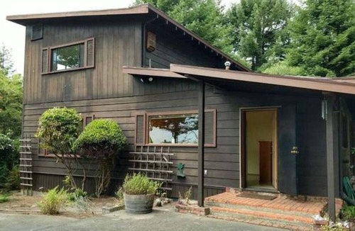 Arcata House | Redwood house (1 block from HSU)