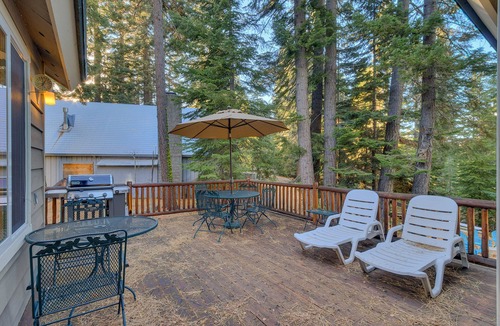 Chamberlands House | Ref-Nest: 6 BR, 3 BA House in Tahoma, Sleeps 16