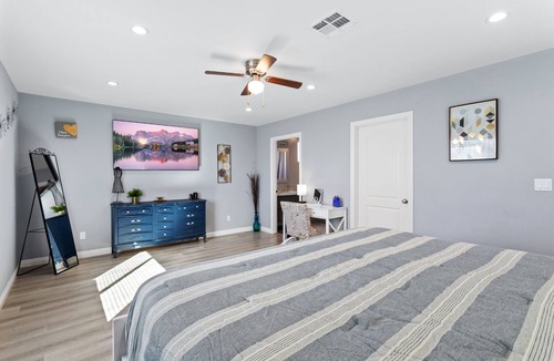 Moreno Valley House | *Remodeled Home* Field Air Museum-7 minutes away