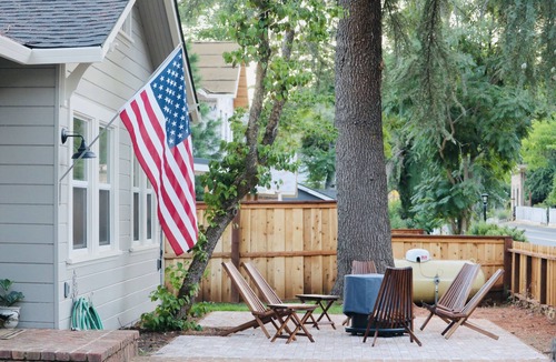 Murphys House | Remodeled home in the heart of downtown Murphys!