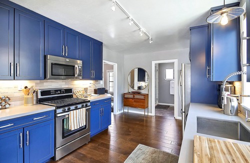 Guerneville House | Remodeled Victorian Cottage, Pool and Hot Tub, In Town