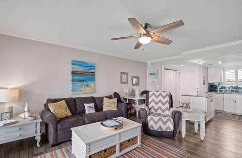 Holiday Isle Condo | Renovated 2BR Sandpiper Cove Condo - Sleeps 6 - Private Beach+Free Beach Service