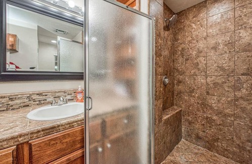 Raisin Apartment | Renovated home minutes from Fresno State/Airport