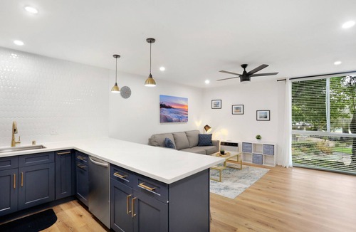 Point Loma Heights Condo | Resort Amenities | 1BR | SeaWorld | Parking | W/D