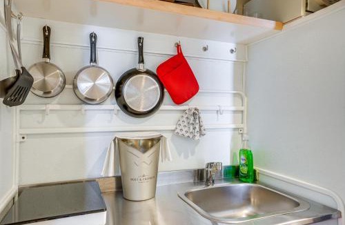 Napa Apartment | Resort-Style Napa Studio Close to Wineries!