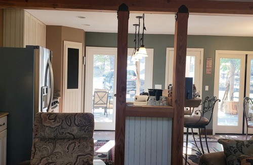 Somerset Cabin | River Front Home on 6+ Acres - Dog Friendly/Game Room