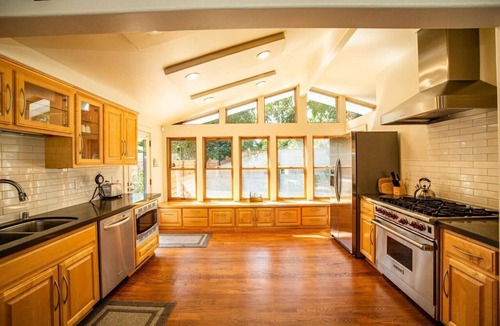Cascade House | River holiday Home & Cottage
