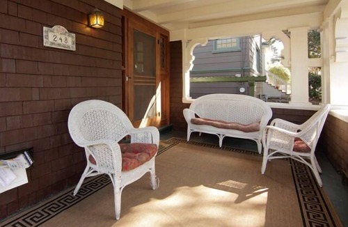 Piedmont Avenue House | Rockridge Area Craftsman BungalowWalk to College Av