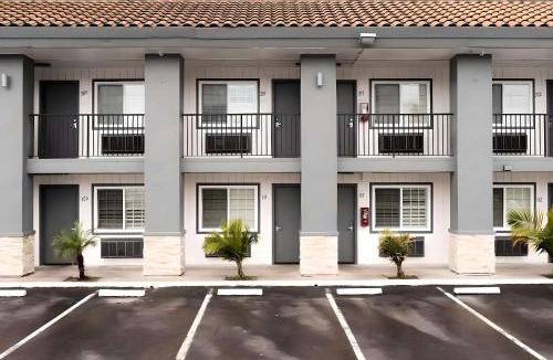 East San Jose Hotel | Rodeway Inn San Jose HWY-101 Tully Rd Exit