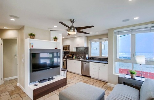 San Diego House | Rooftop Deck with Stunning Ocean Views!