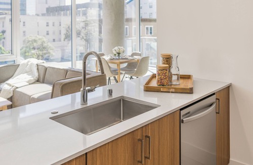 Cortez Hill Condo | Rooftop Pool + Spa + Sky Lounge | Little Italy + Bay Views | Ancora by AvantStay