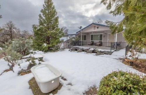 Oakhurst House | Royal Arches Cottages