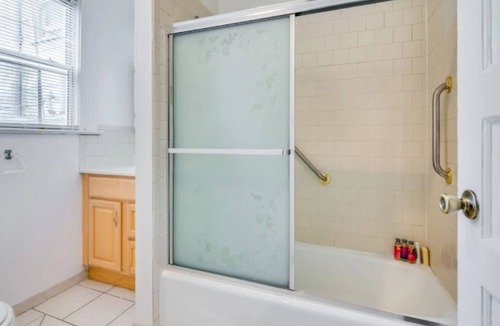 Russian Hill Apartment | Russian Hill Upscale & Quiet Furnished 3BR APT
