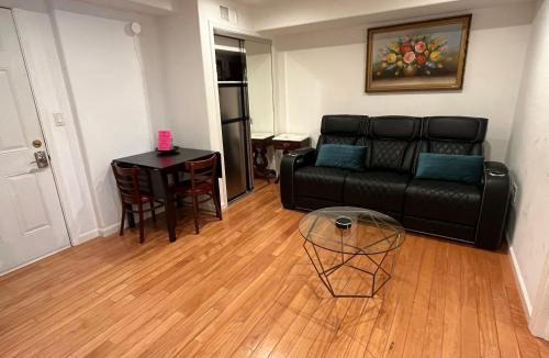 Outer Mission Apartment | San Francisco 2 Bedroom with Parking near BART