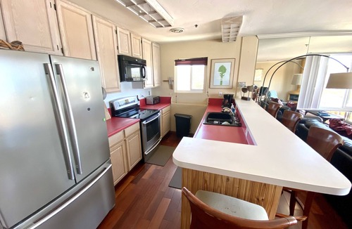 Ocean Beach Condo | SAVE on this Rarely Available Oceanfront Penthouse - 21 day minimum
