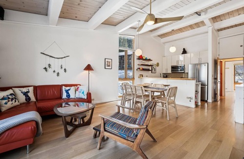 Alpine Meadows Condo | Scott Peak Ski Hideaway in Alpine Meadows