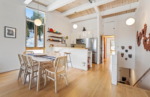 Alpine Meadows Condo | Scott Peak Ski Hideaway in Alpine Meadows