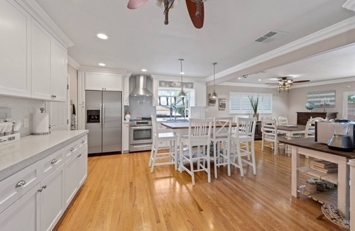 Del Cerro House | SDSU Beach Cottage (San Diego State University)