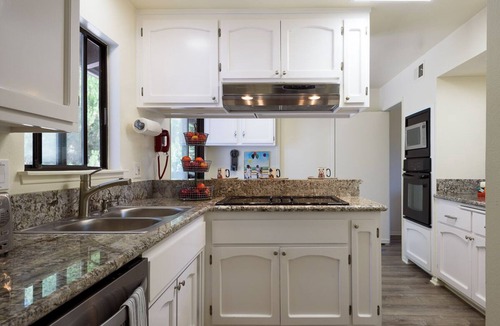 Campanil House | Sea Change - Hendry's Beach Hideaway