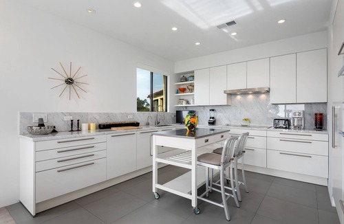 Montecito Condo | Seaview Contemporary