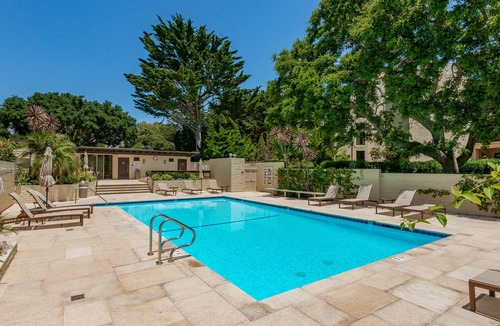 Montecito Condo | Seaview Contemporary