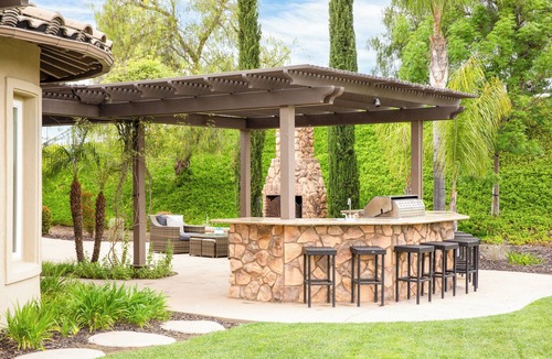 Temecula Villa | Secluded Estate | Views of Wine Country + Private Home Theater | Twilight Vines