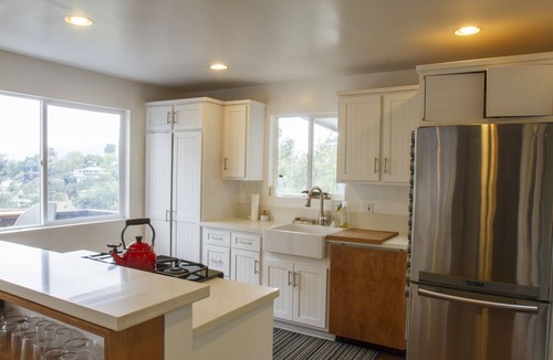 Elysian Heights House | Secluded hide away in the hills