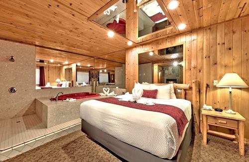 South Lake Tahoe Hotel | Secrets Inn Lake Tahoe