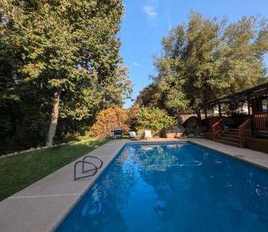 Three Rivers House | Sequoia Zen River House