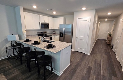 Conway House | Serene Brand new modern 1400 sq ft 3-b edroom townhome with AC in quaint Conway
