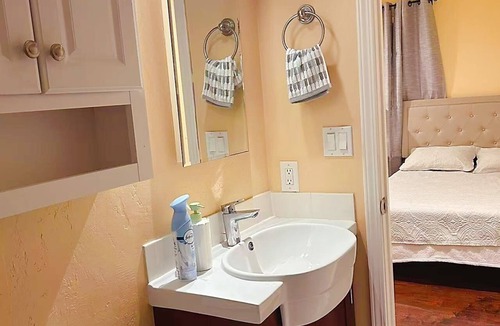 Milpitas Cottage | Serene cottage with AC in Milpitas - 2 bedrooms available