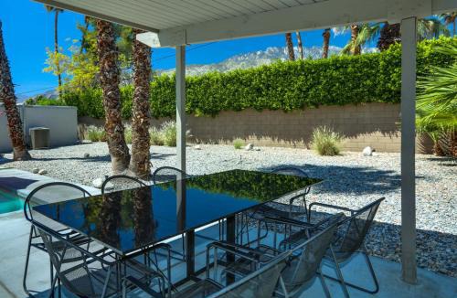 Racquet Club Estates House | Shaken Not Stirred Permit# 1592