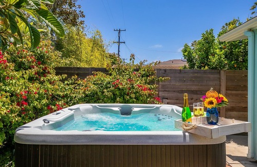 La Jolla Shores House | Shores Getaway - unobstructed views of beach and park