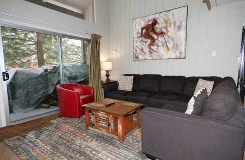 Mammoth Lakes Condo | Sierra Park Villas #03