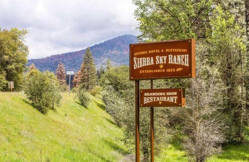 Yosemite Forks Hotel | Sierra Sky Ranch