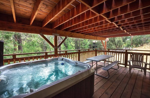 Yosemite Forks House | Sierra Springs