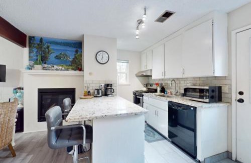 South Lake Tahoe Apartment | Ski Run Village