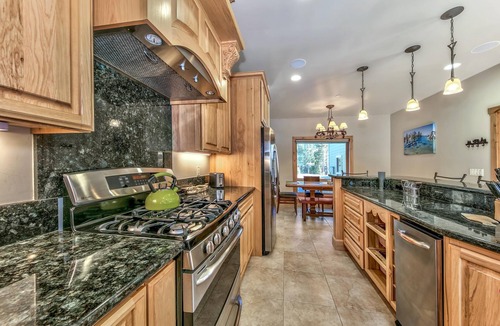 Mountain View Estates House | Snow Mtn Lodge 4BR/2.5BA Luxury Home