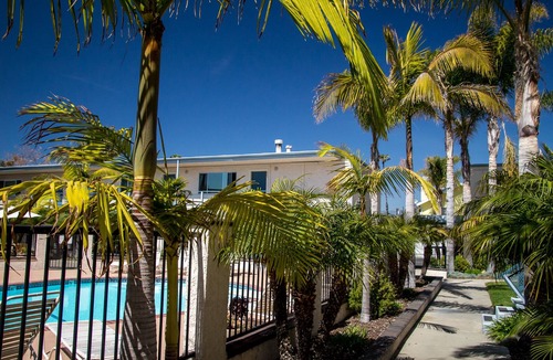 Carpinteria Condo | Snowbirds! 2 BR Condo Across the Street from Beach Heated Pool - 28 Day Minimum