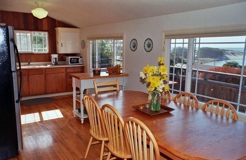 Salmon Creek House | Sojourn by the Sea at Salmon Creek Beach