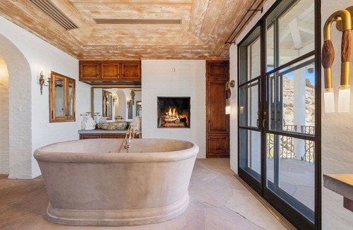 The Mesa House | 'Somerset Ranch' 6 BR, 28 acre hillside retreat
