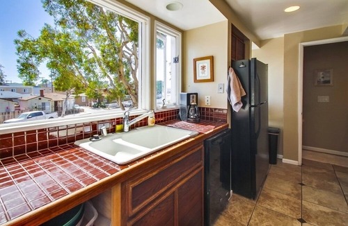 South Mission Beach House | South Mission Beach To Bay Retreat