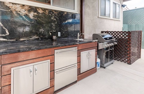 South Park House | South Park Retreat-Kid and Pet friendly!