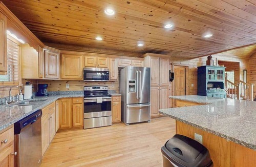 Williamstown Cabin | Southern Cross Lodge