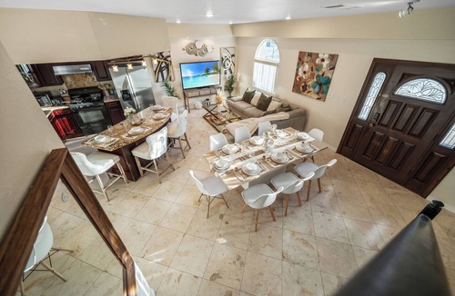 City Heights House | Spacious 4-Bedroom 4-Bath House w Garage, Gated Yard