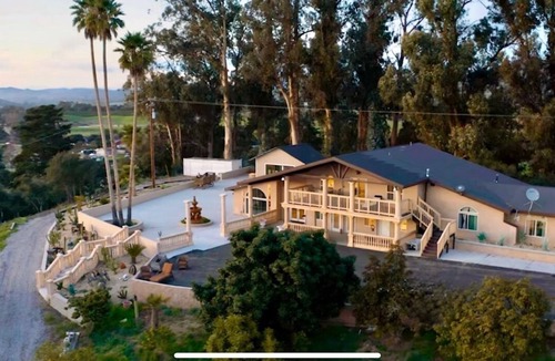 Callender House | Spacious 5-bedroom house with a peaceful view in Arroyo Grande