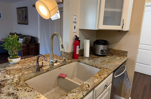 Huntington Beach House | Spacious HB Retreat–Walk to Beach-Perfect 4 Pacific Airshow-Whole House